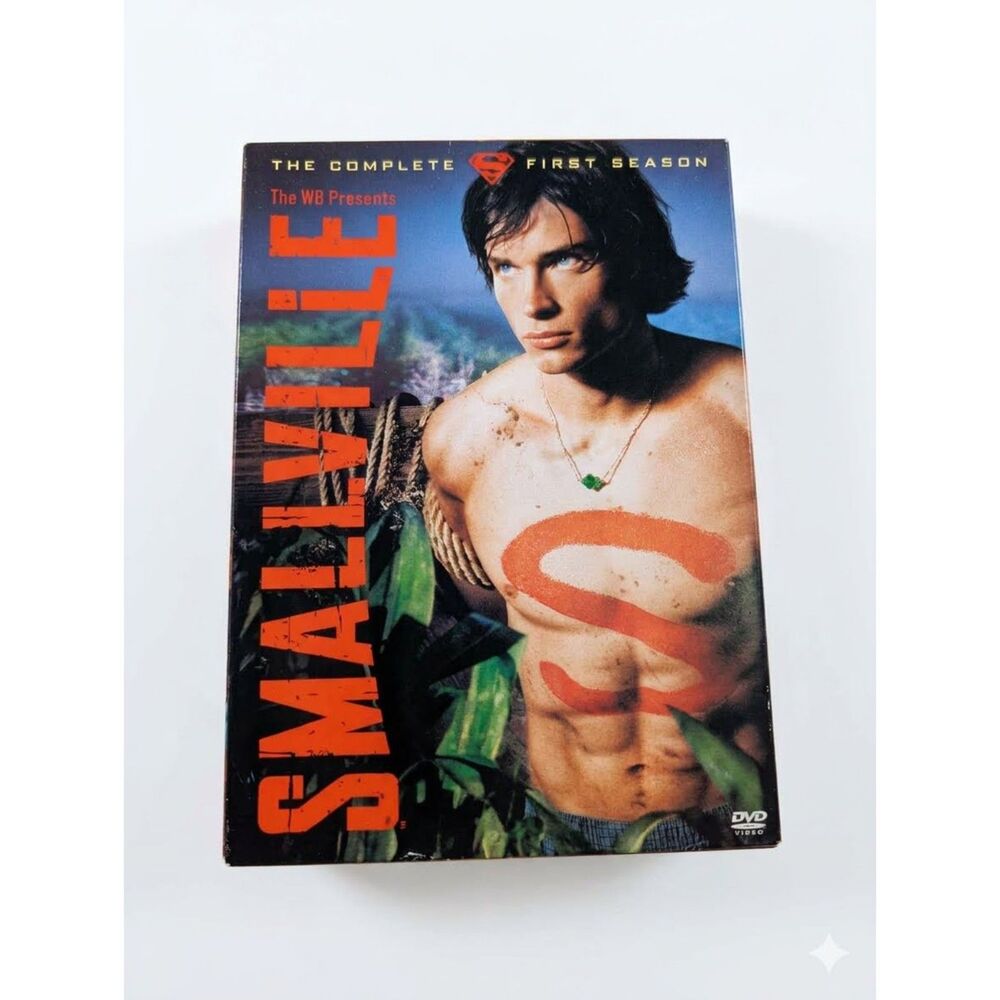 Smallville The Complete First Season DVD 2001 6 Disc Set TV Series WB Superman